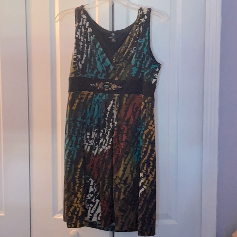 LAST CHANCE: Ronni Nichole 10p sleeveless dress